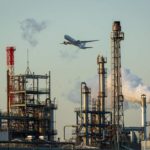 羽田新飛行ルート　危険な工業地帯上空飛行は中止に